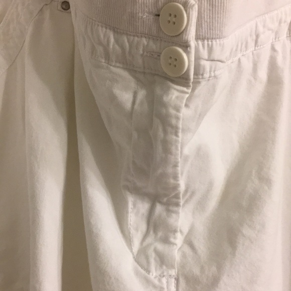 26W Avenue 26W Baggy Cotton Capri Pant with Comfort Waist - Nantucket Coastal. - Picture 4 of 15